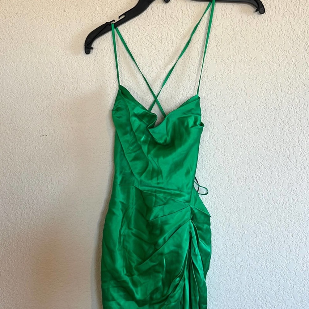 Amanda Uprichard Jasalina 100% silk midi Dress in Jungle green - Picture 4 of 12